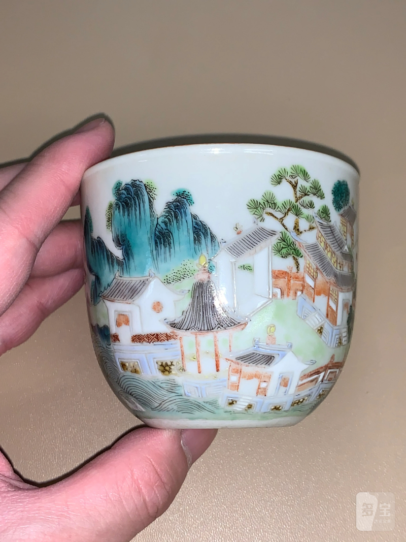 清道光 粉彩蓬莱仙阁图卧足杯 - 图5